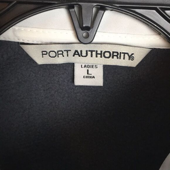 COOK OUT Port Authority light grayish cream vest Ladies Size Large - Picture 3 of 14